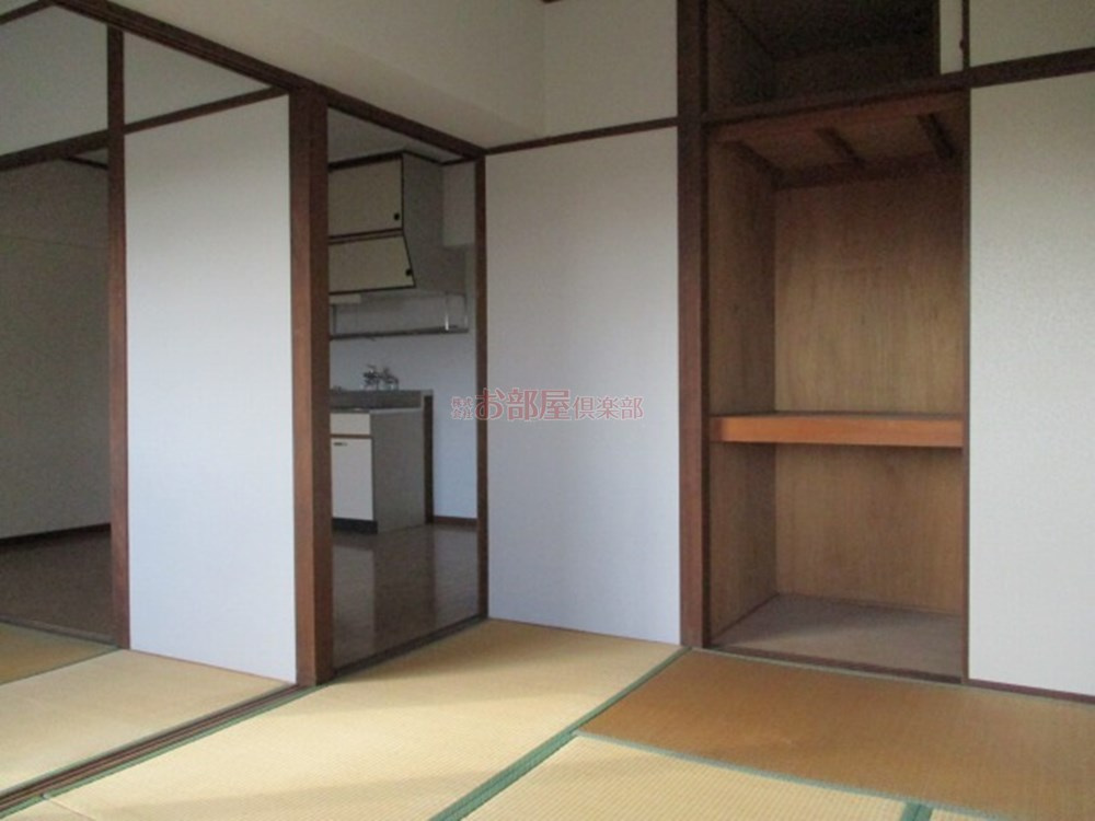 サンコーポシライシの収納|※現況優先です
小物を収納するのに便利です