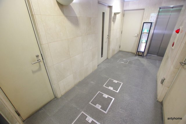 SHINE&SHINE55　仲介手数料無料のロビー