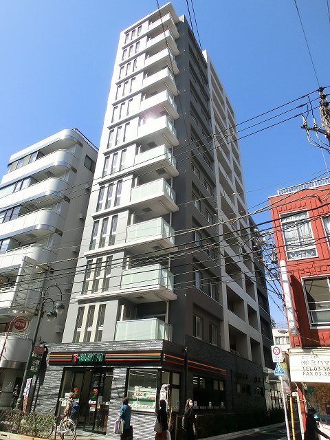 クレヴィアリグゼ日暮里の外観