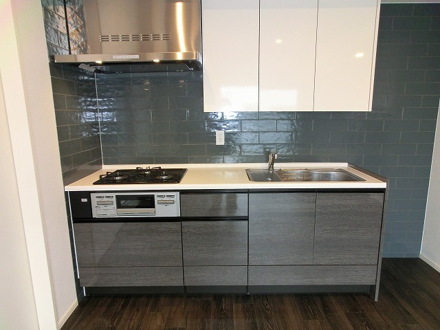 クレヴィアリグゼ日暮里のキッチン