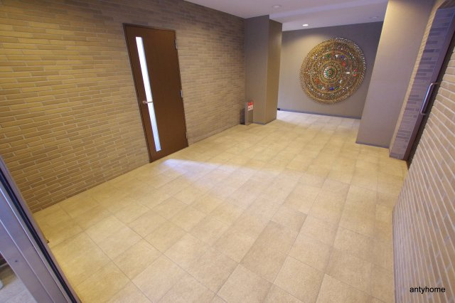 メゾン田中野田　仲介手数料無料のロビー