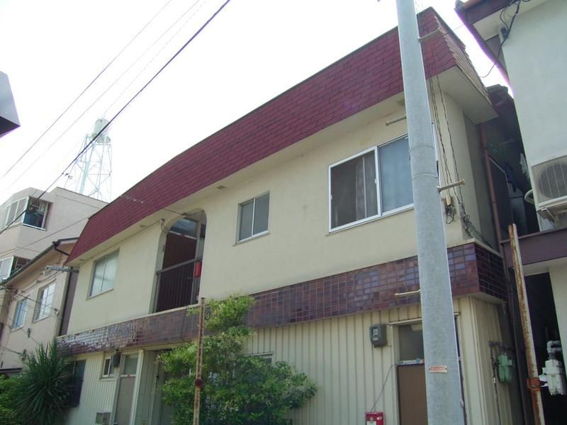 ローズハウスの外観