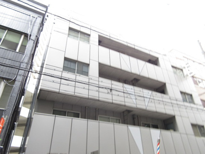 【外観】 | 国際会館裏の事務所