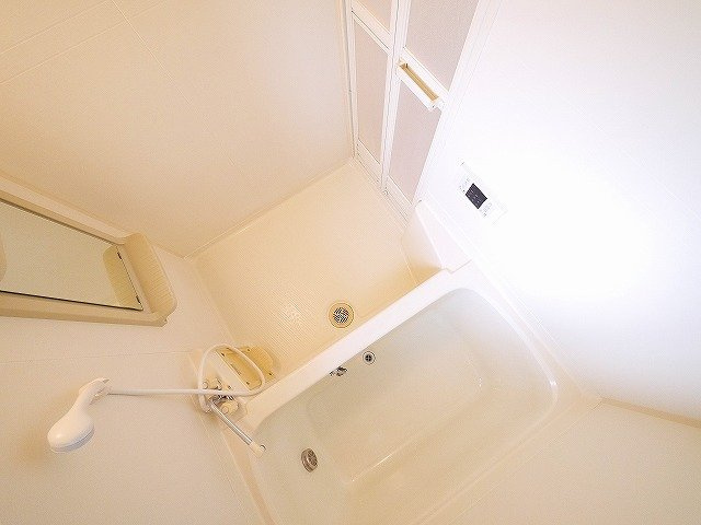 レフィナード富雄の浴室|日々の暮らしに欠かせないお風呂です