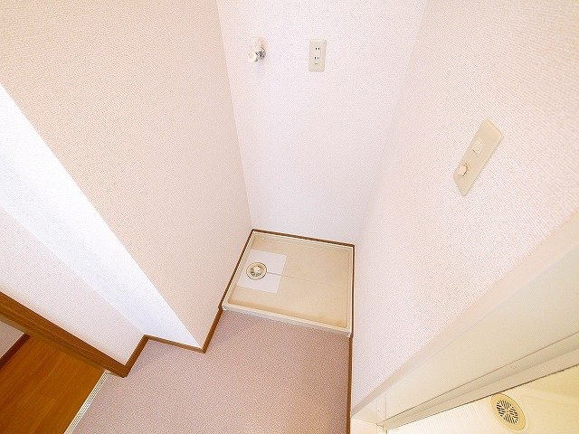 レフィナード富雄の設備|室内に洗濯機を置けます