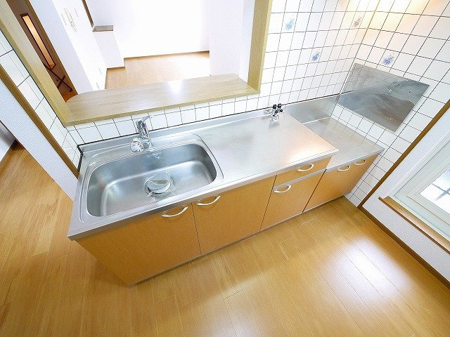 レフィナード富雄のキッチン|使いやすいキッチンです