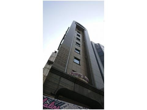 港区六本木７丁目の店舗一部の外観