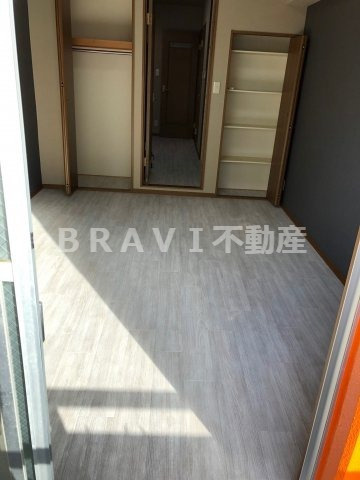 フォレステージ緑橋　BRAVI不動産の居間・リビング|【フォレステージ緑橋】居間です