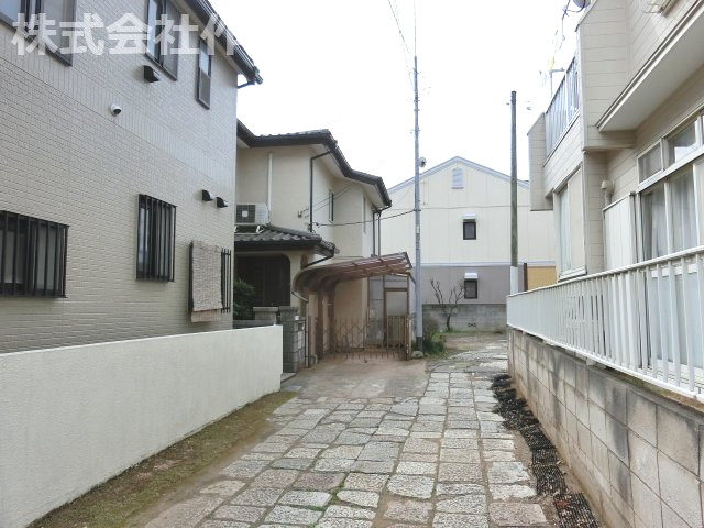 習志野市東習志野８丁目　中古戸建　土地約６０坪・建物約３６坪の前面道路含む現地写真