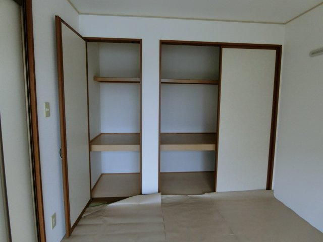 バームクーヘンA棟の収納