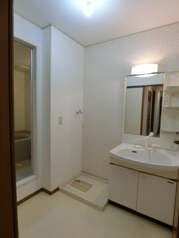 バームクーヘンA棟の洗面所