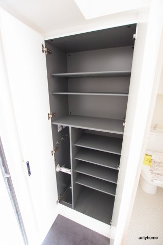 プレサンス大阪天満リバーシア　仲介手数料無料の収納