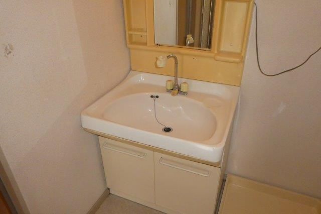 パレス21の独立洗面台|給湯使えません