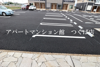 【駐車場】 | フォートレス　C