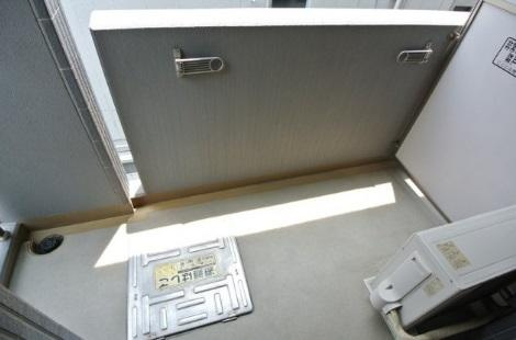 ミュプレ北浜　BRAVI不動産のバルコニー|【ミュプレ北浜】バルコニー付きです