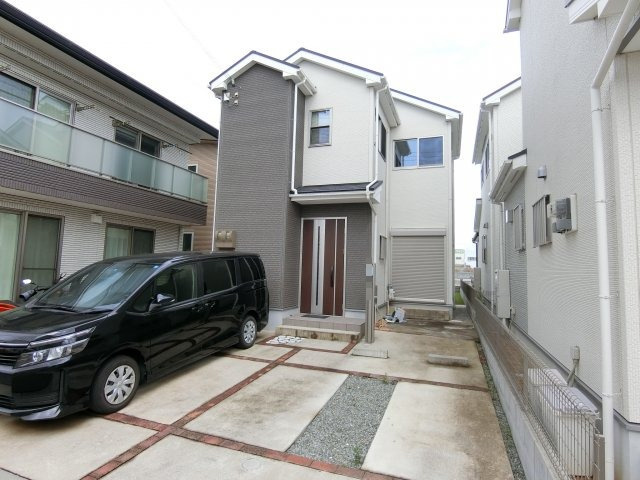 神戸市西区今寺　中古戸建の前面道路含む現地写真