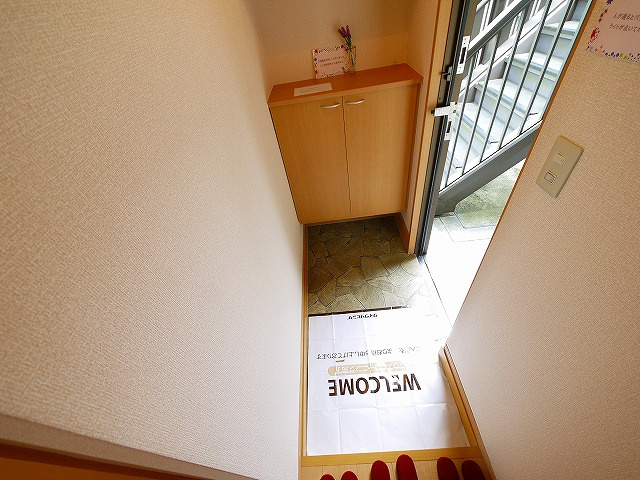 クレベールの玄関|収納もある玄関です