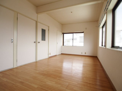 【洋室】 | 市町ガーデンハウス