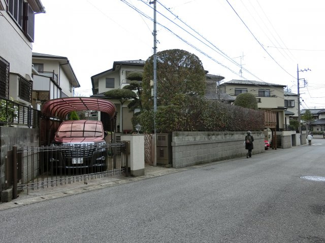 八千代市ゆりのき台５丁目　約７７坪　売地　建築条件なし　解体更地渡し