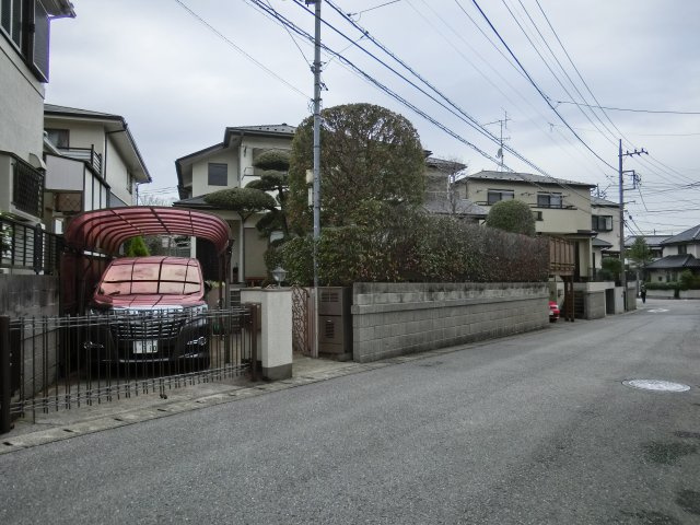八千代市ゆりのき台５丁目　約７７坪　売地　建築条件なし　解体更地渡しの前面道路含む現地写真