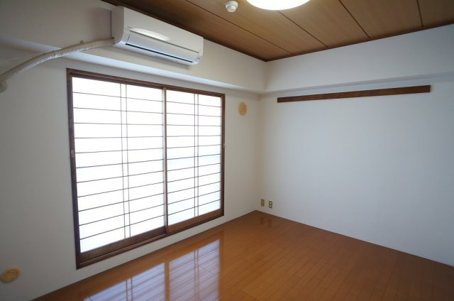 【寝室】 | コープ野村万代