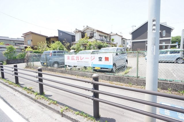 【外観】 | 末広ガレージ