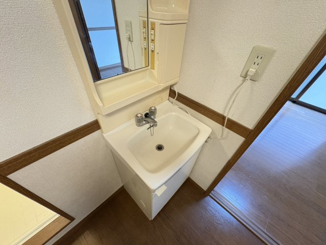 バーデンメモリアル市川の洗面所