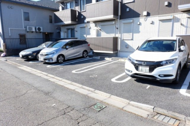 ベルツリー宮ノ上の駐車場