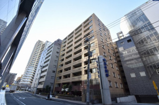 【外観】 | JR東海道本線「横浜」駅徒歩10分、横浜市営地下鉄ブルーライン「横浜」駅徒歩8分！