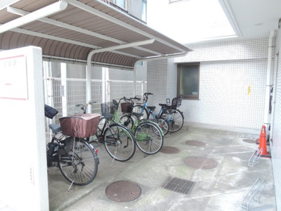 【その他共用部分】 | コスモ吉野町 | 駐輪場