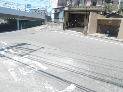 【周辺】 | ニックハイム岸根公園 | 前面道路