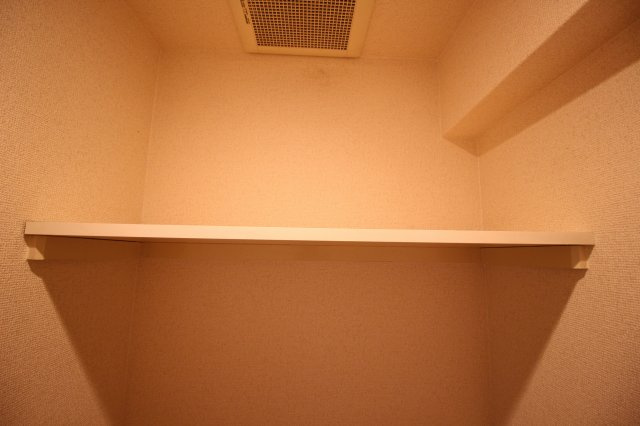【トイレ】 | グランドゥール | ★トイレ物置スペース★