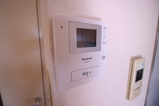 【設備】 | グランドゥール | ★TVモニター付きインターホン★