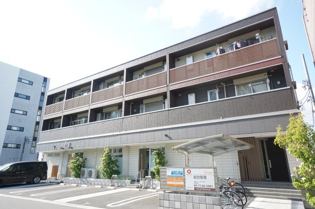 アスタリスクの外観