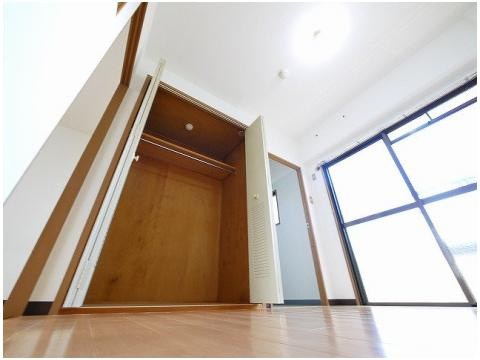 ロイヤルモアあやめ池の収納|大きなものも収納できそうです