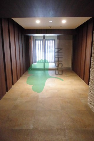 ラフレシーサ県庁口のエントランス