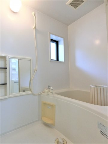 フォレスト　ハイツの浴室