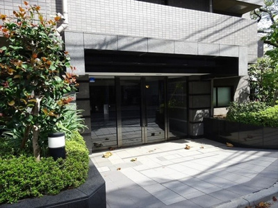 【エントランス】 | ルーブル笹塚弐番館