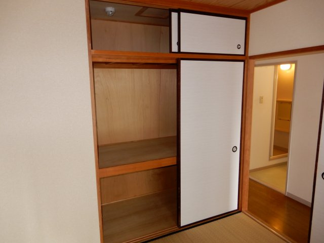 グリーンパーク新舞子の収納