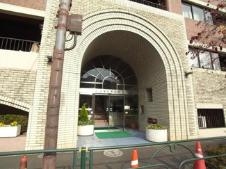 【エントランス】