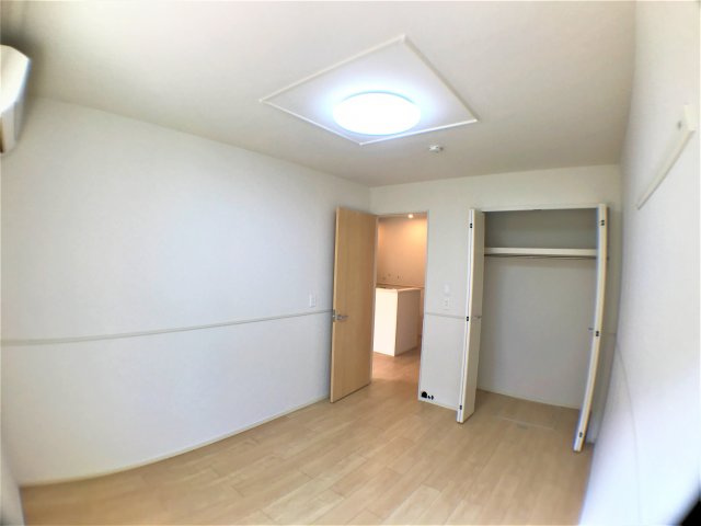TM・グロリアの洋室