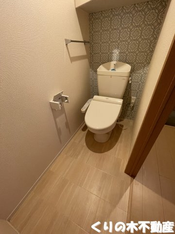 【トイレ】 | ラポール山路 | 清潔感のあるトイレです