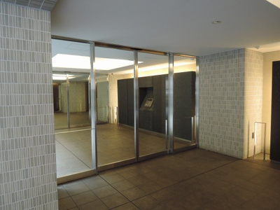 【エントランス】 | グレーシアパーク仲町台