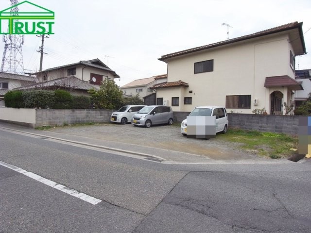 明石市魚住町錦が丘１丁目　土地の前面道路含む現地写真