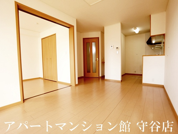 カーサ・フェリーチェＡの居間・リビング