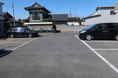 【駐車場】 | メゾン・デュ・プラーナ B