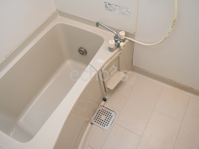 【浴室】 | アルデア岸ノ上オエステ | 落ち着いた空間のお風呂です