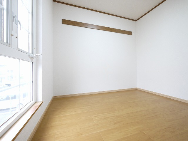 ガーデン・スクエアの洋室