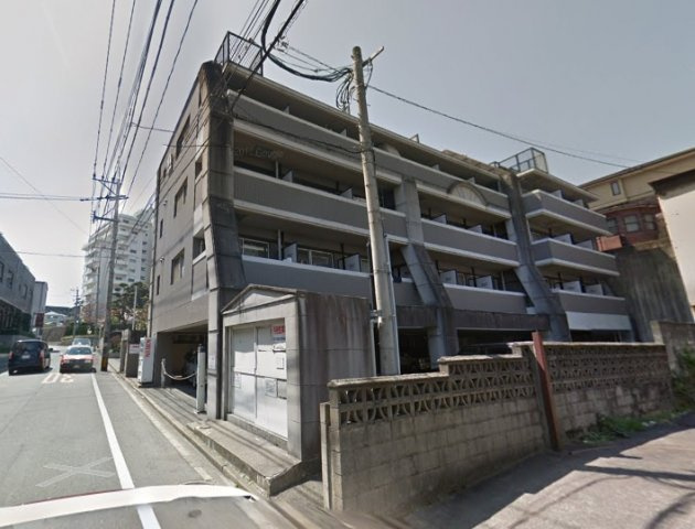 エステートモア平尾ヒルズの外観