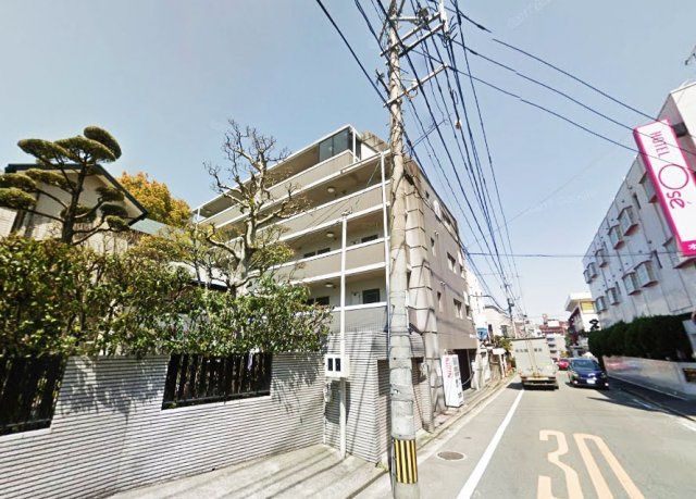 エステートモア平尾ヒルズの外観